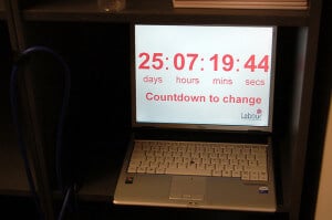 Computer with countdown to change on screen